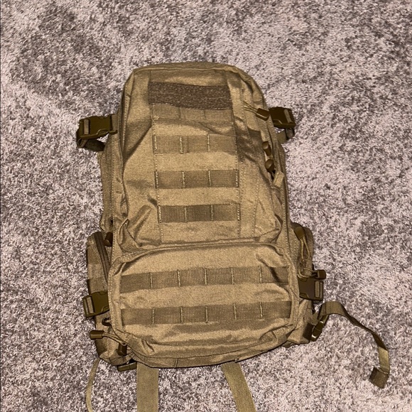 Condor Other - Condor Tactical EDC / URBAN Assault 
Backpack.  Top #1 rated backpack

Best #1